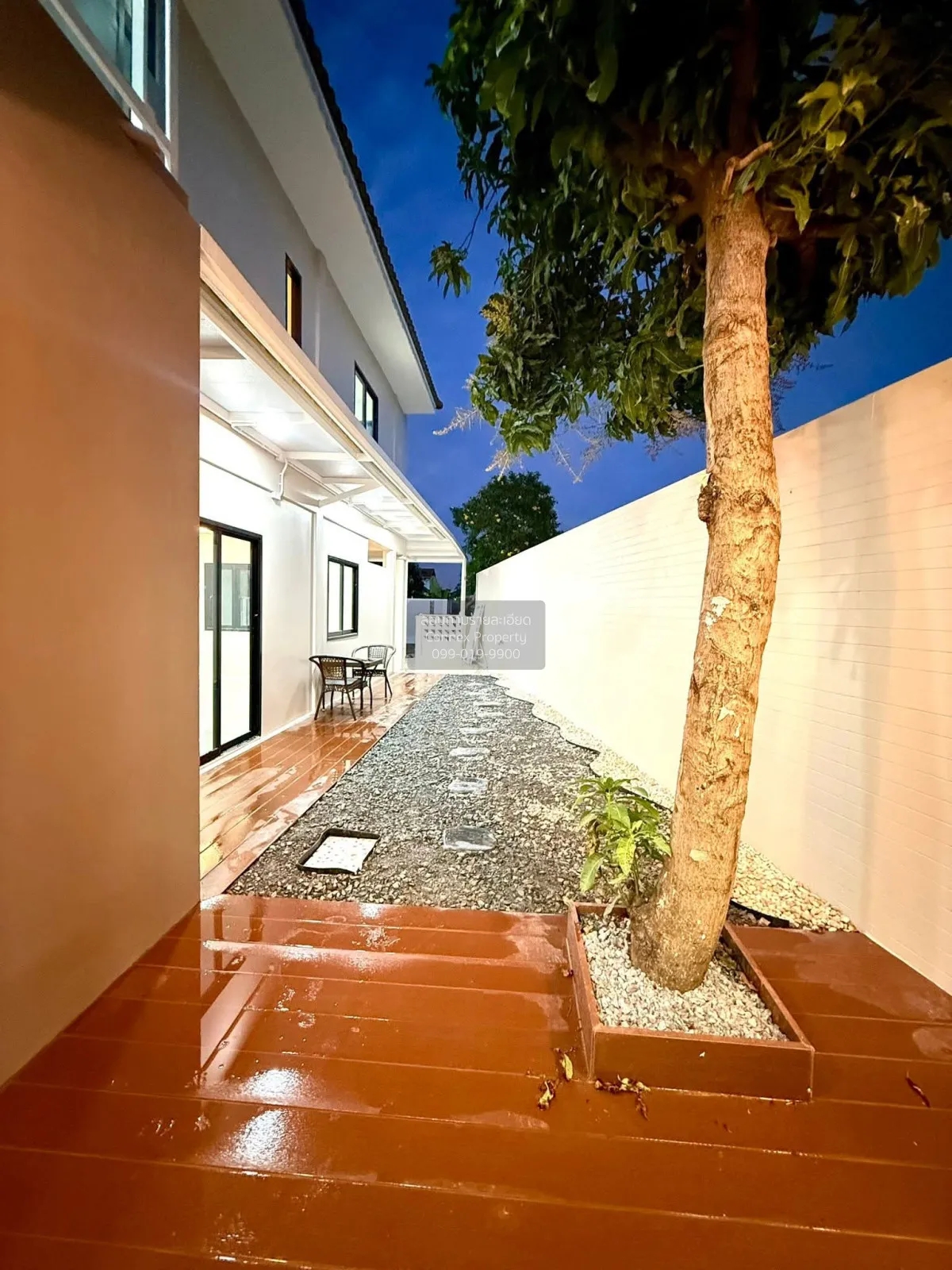 For Sale Townhouse/Townhome  , Baan Prapin 3 , corner unit , wide