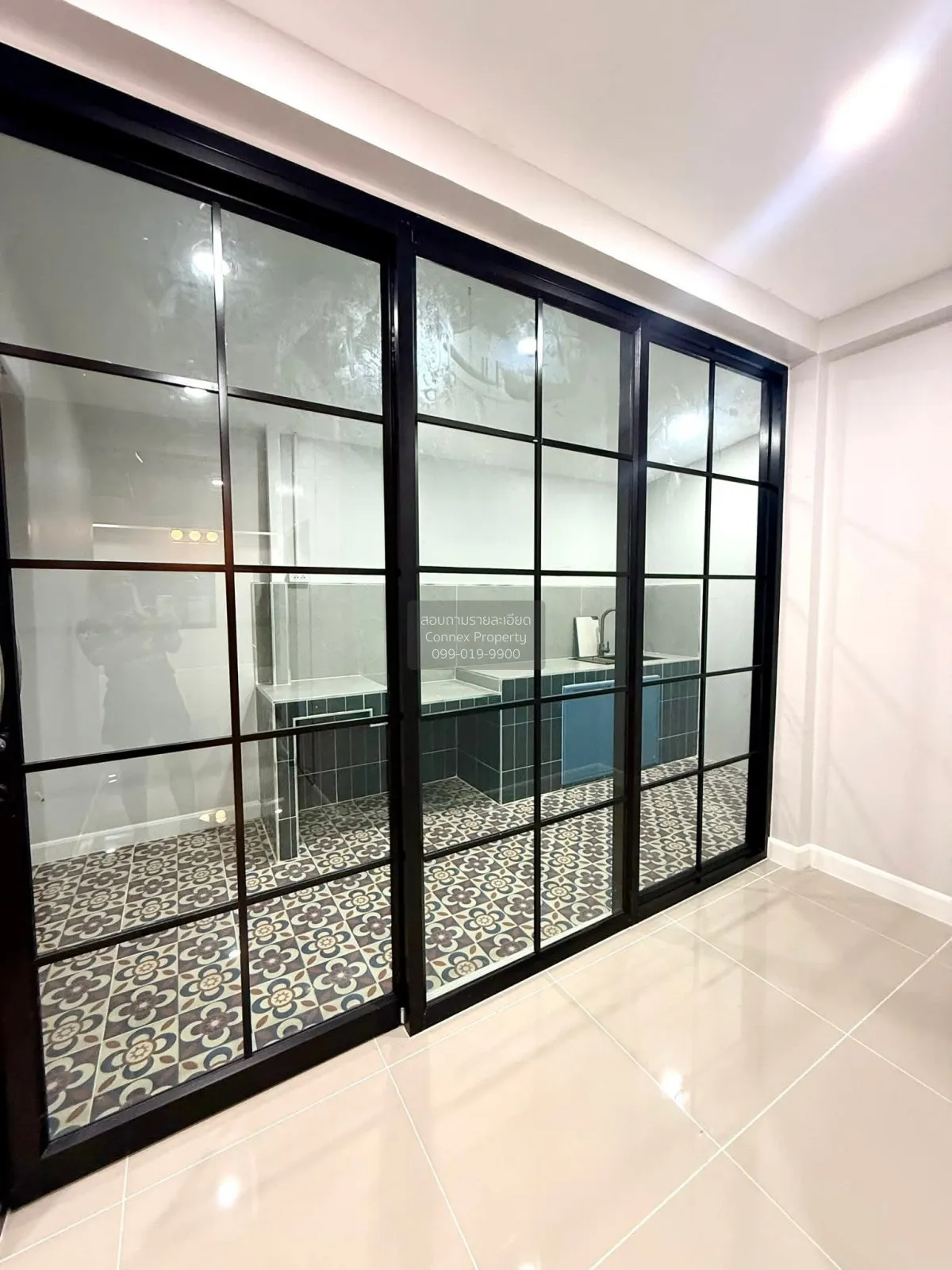 For Sale Townhouse/Townhome  , Baan Prapin 3 , corner unit , wide