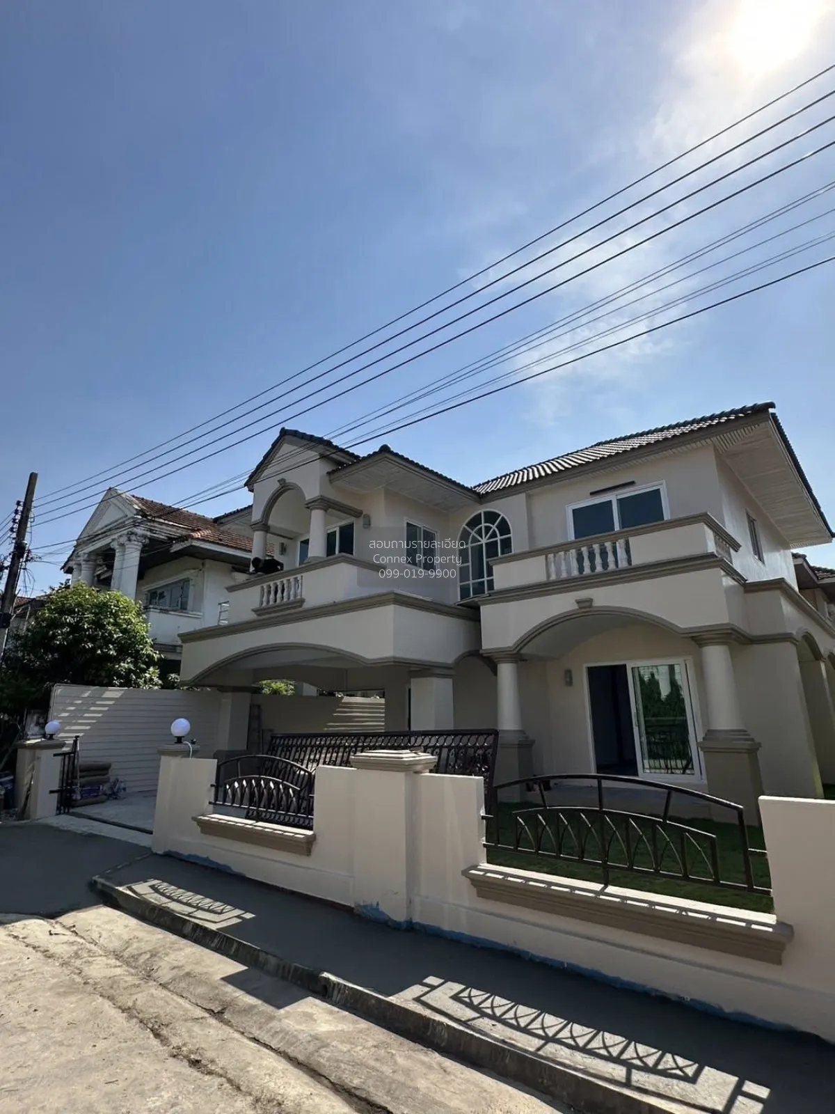 For Sale House , Nirun Ville 3 , newly renovated , Dok Mai , Praw 1