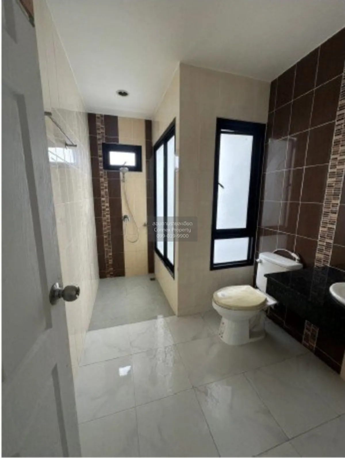 ขายทาวน์เฮ้าส์/ทาวน์โฮม  365 เอสเคป ทับมา เมืองระยอง ระยอง CX-139