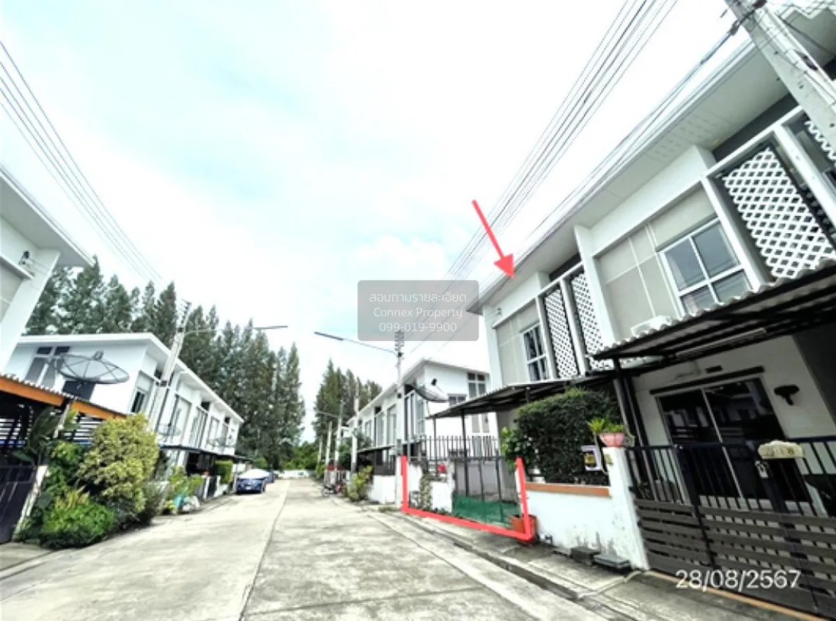 For Sale Townhouse/Townhome  , Praphassorn Preceo 3 , Map Yang Ph 2
