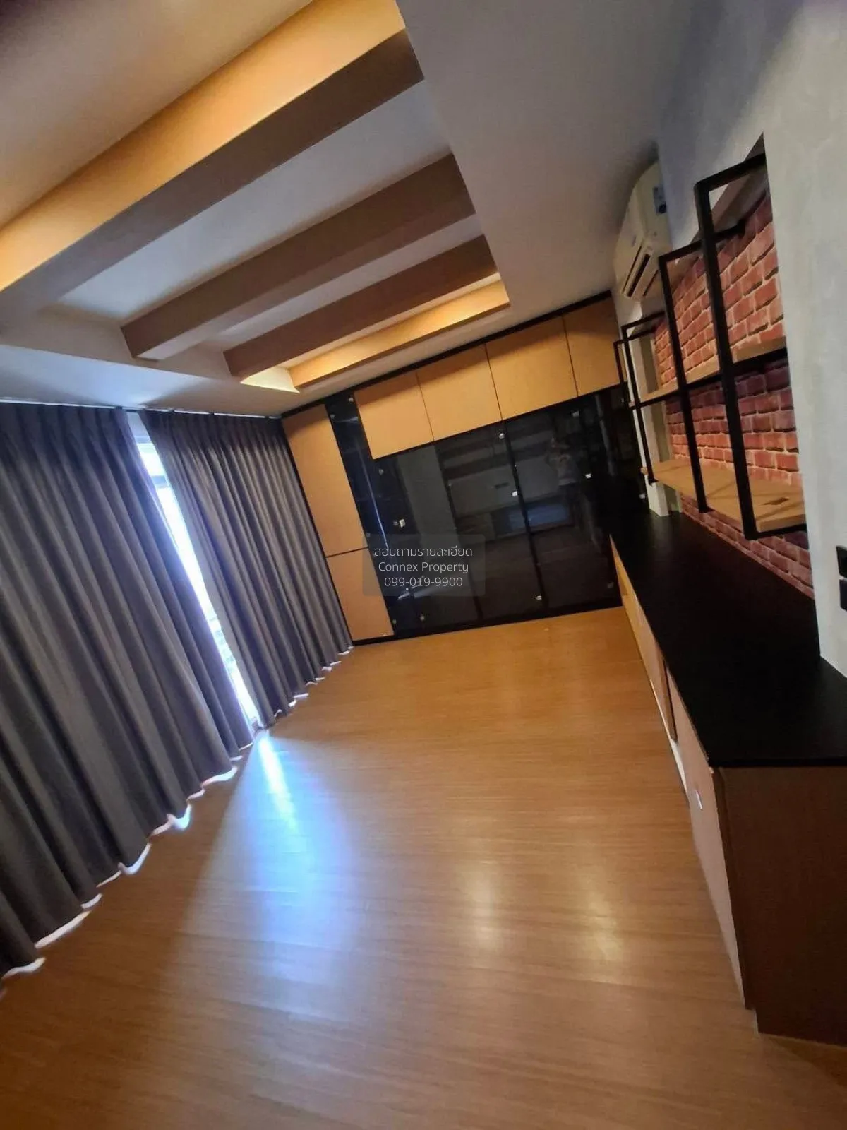 For Sale Townhouse/Townhome  , Baan Klang Krung The Royal Vienna 