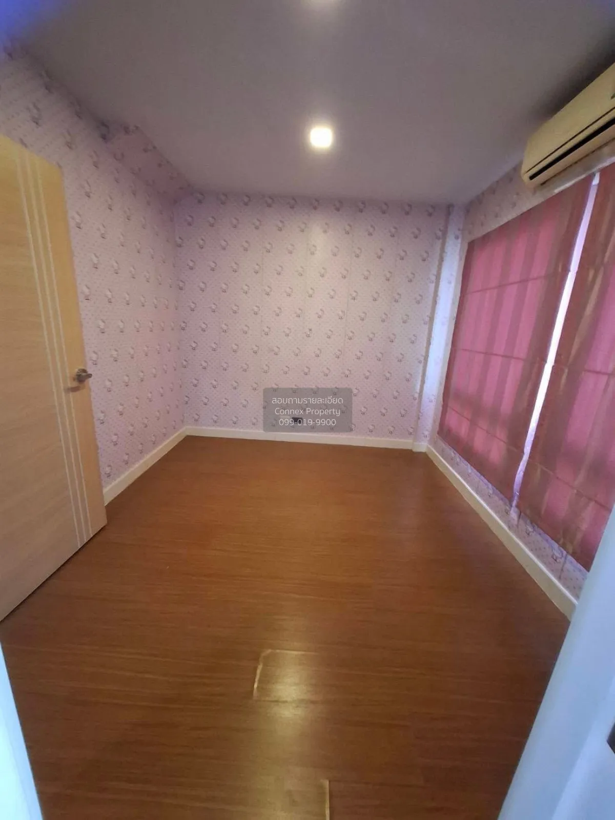 For Sale Townhouse/Townhome  , Baan Klang Krung The Royal Vienna 