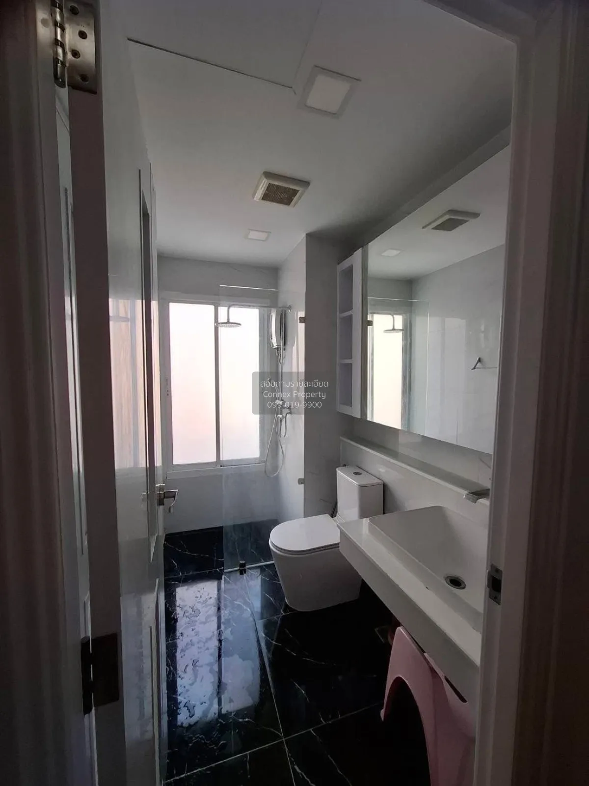 For Sale Townhouse/Townhome  , Baan Klang Krung The Royal Vienna 