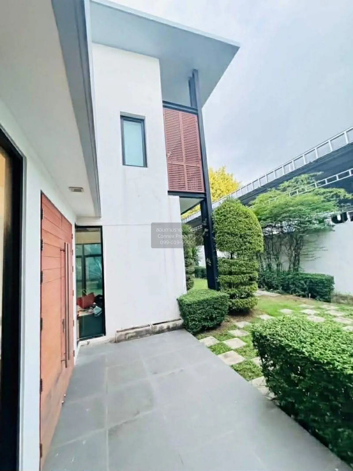 For Sale House Kanchanaphisek , wide frontage , Bang Ramat , Tali 3