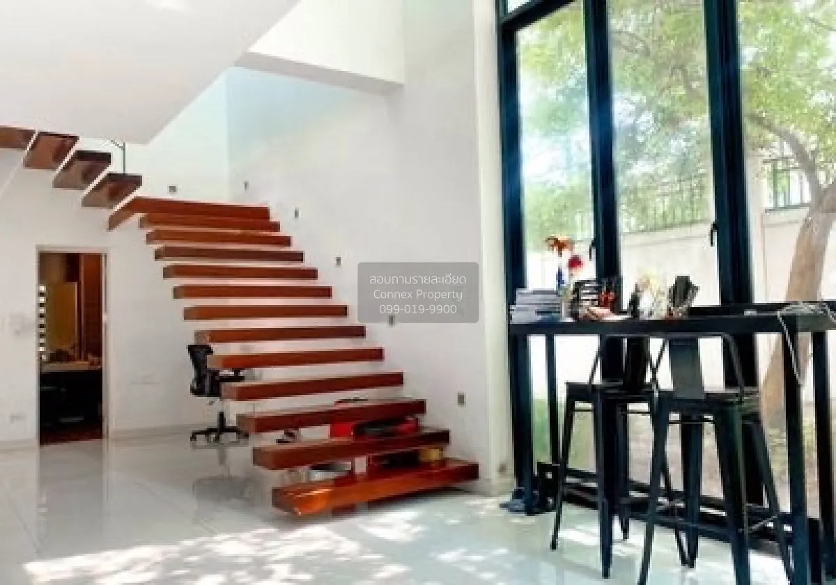 For Sale House Kanchanaphisek , wide frontage , Bang Ramat , Tali