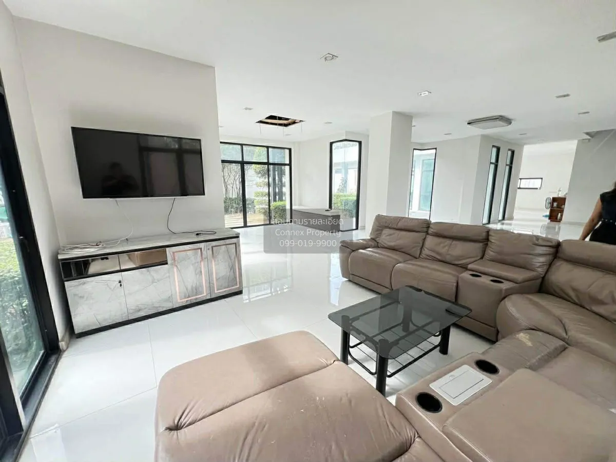 For Sale House Kanchanaphisek , wide frontage , Bang Ramat , Tali