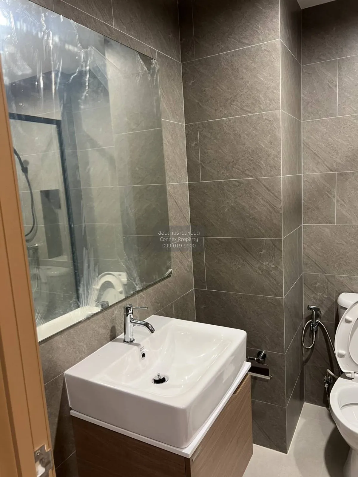 For Rent Condo , The Livin Ramkhamhaeng  , MRT-Lam Sali , Hua Mak