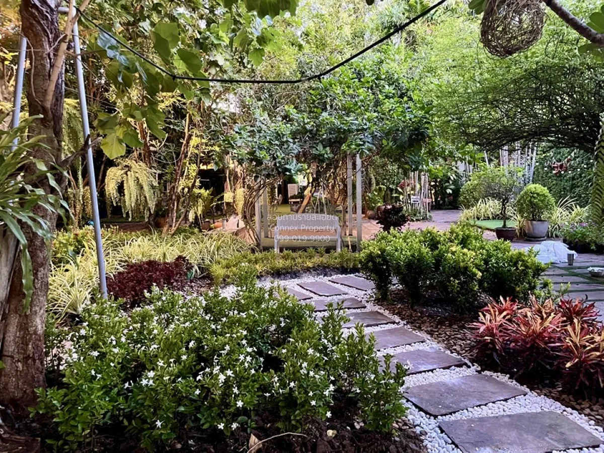 ขายบ้านเดี่ยว เวิลด์คลับแลนด์ คลองหลวง 311.7 ตรว. พร้อมเรือนรับรอ 2