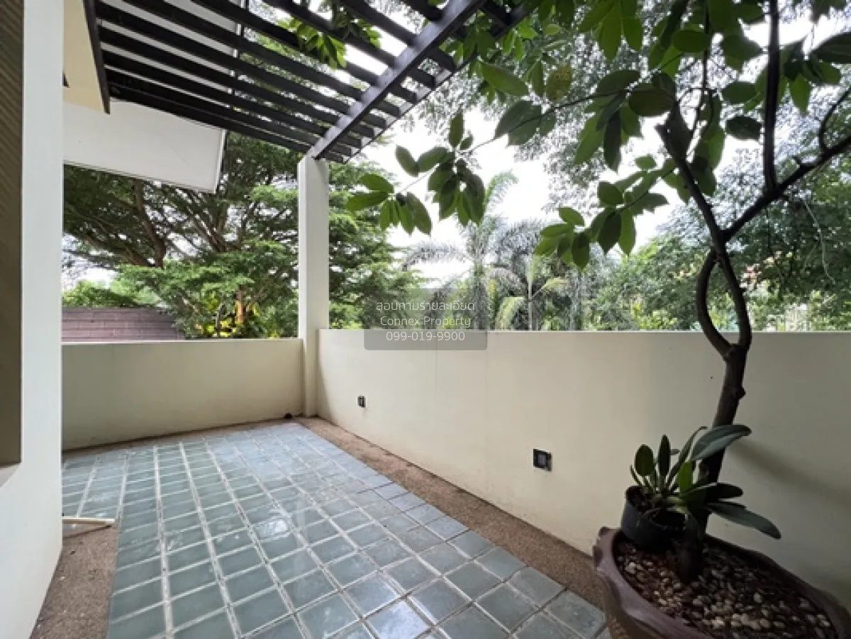 ขายบ้านเดี่ยว เวิลด์คลับแลนด์ คลองหลวง 311.7 ตรว. พร้อมเรือนรับรอ