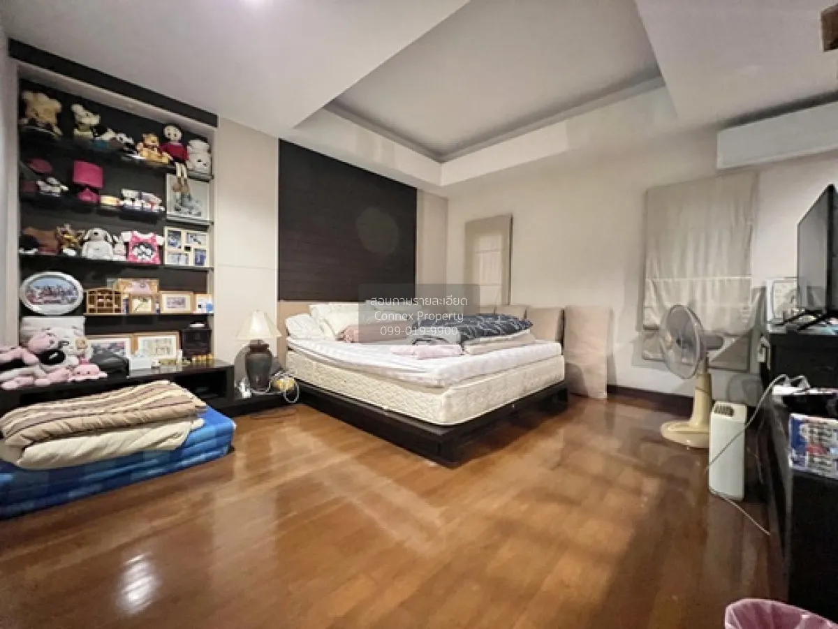 ขายบ้านเดี่ยว เวิลด์คลับแลนด์ คลองหลวง 311.7 ตรว. พร้อมเรือนรับรอ