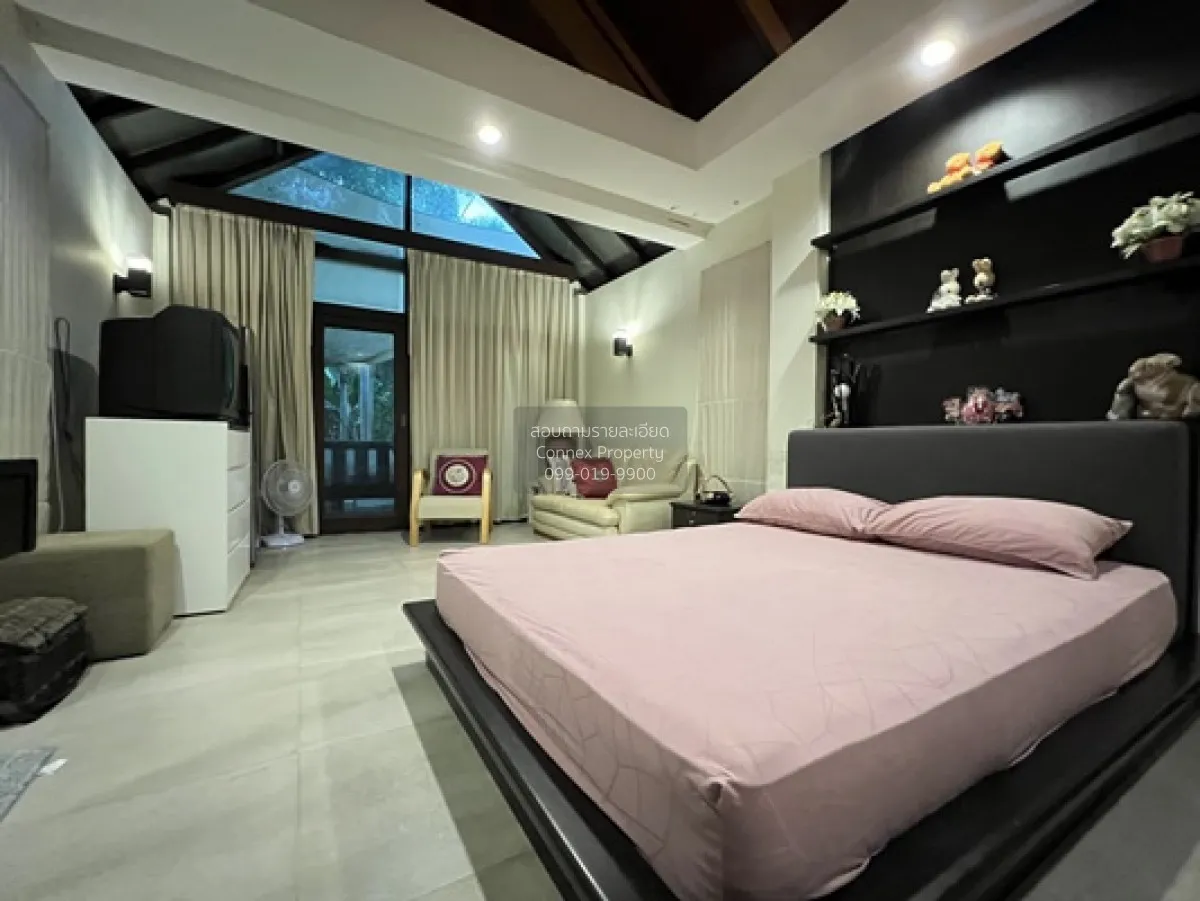 ขายบ้านเดี่ยว เวิลด์คลับแลนด์ คลองหลวง 311.7 ตรว. พร้อมเรือนรับรอ