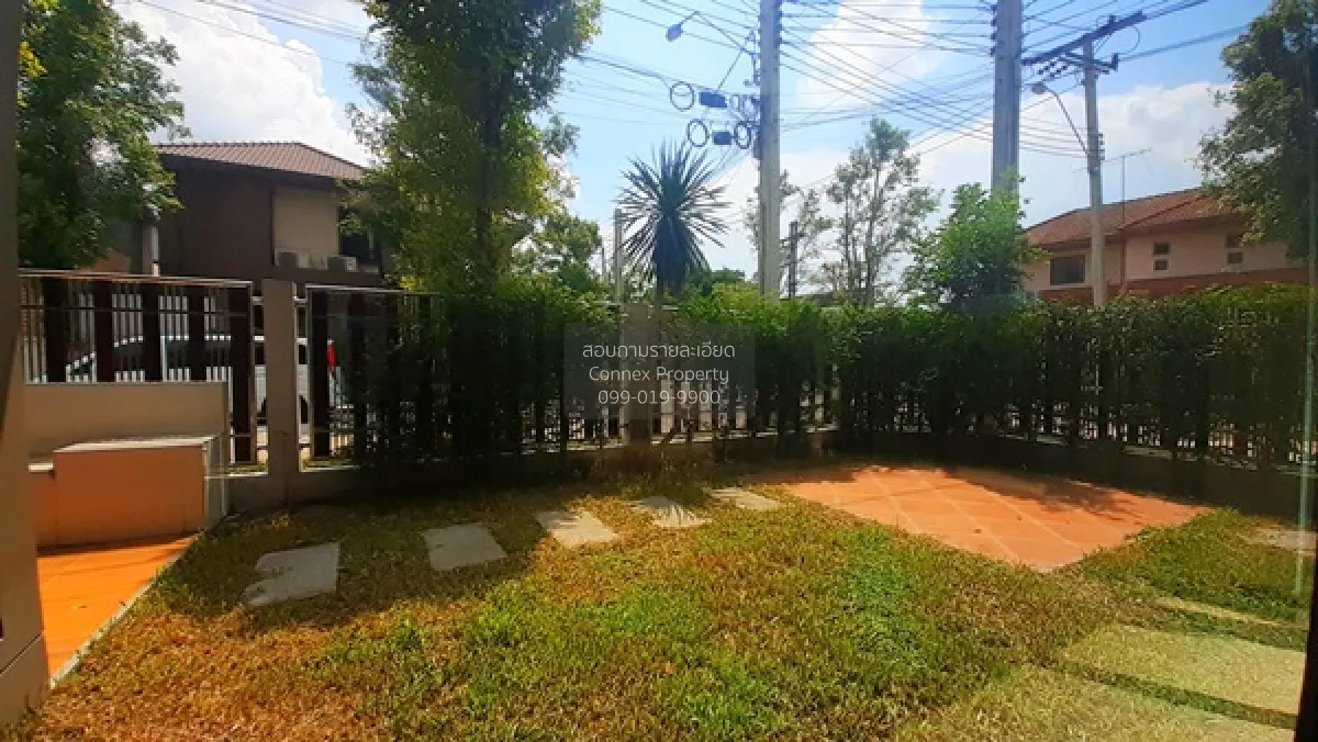 For Sale House , Life Bangkok Boulevard Ramintra 105 , corner uni