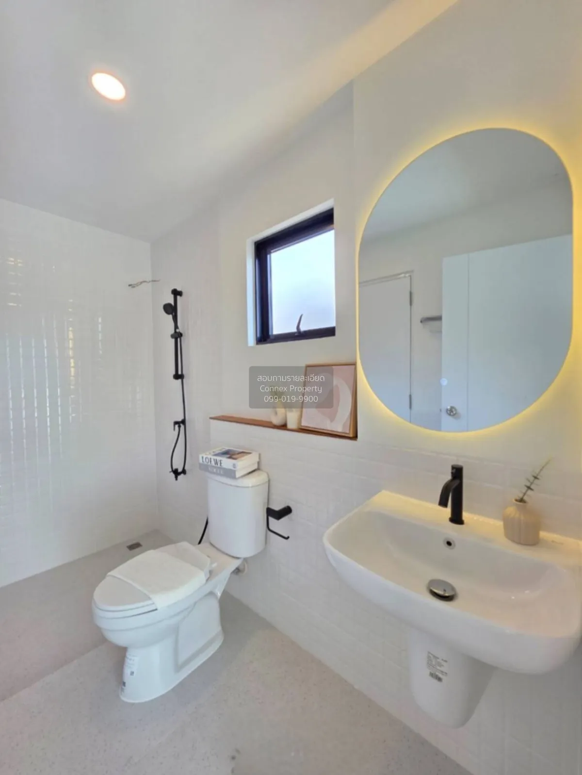 For Sale House , Baan Fah Piyarom Premier Park Rangsit - Lumlukka