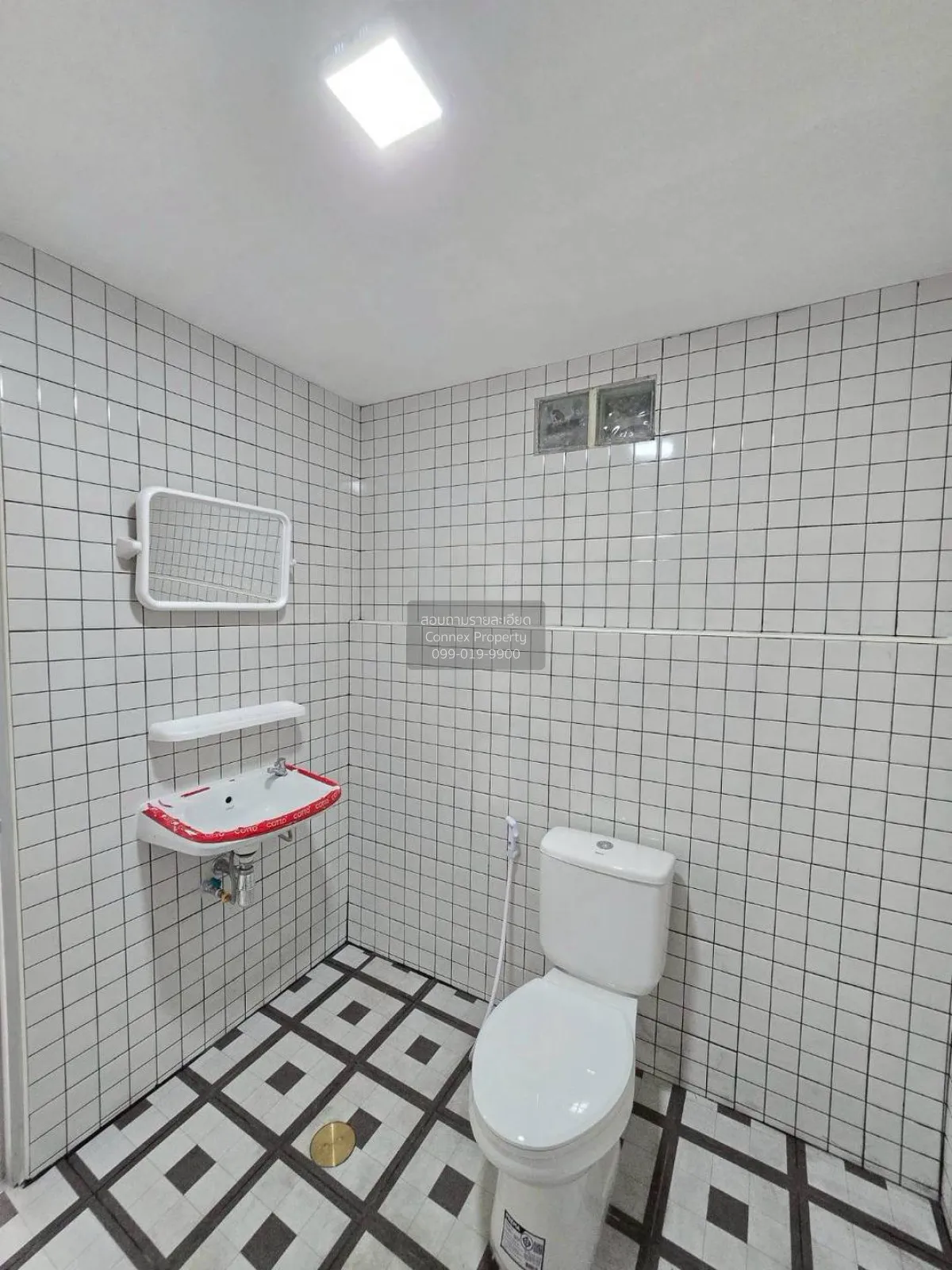 For Sale Townhouse/Townhome  , Baan Tawan Ngam , newly renovated 