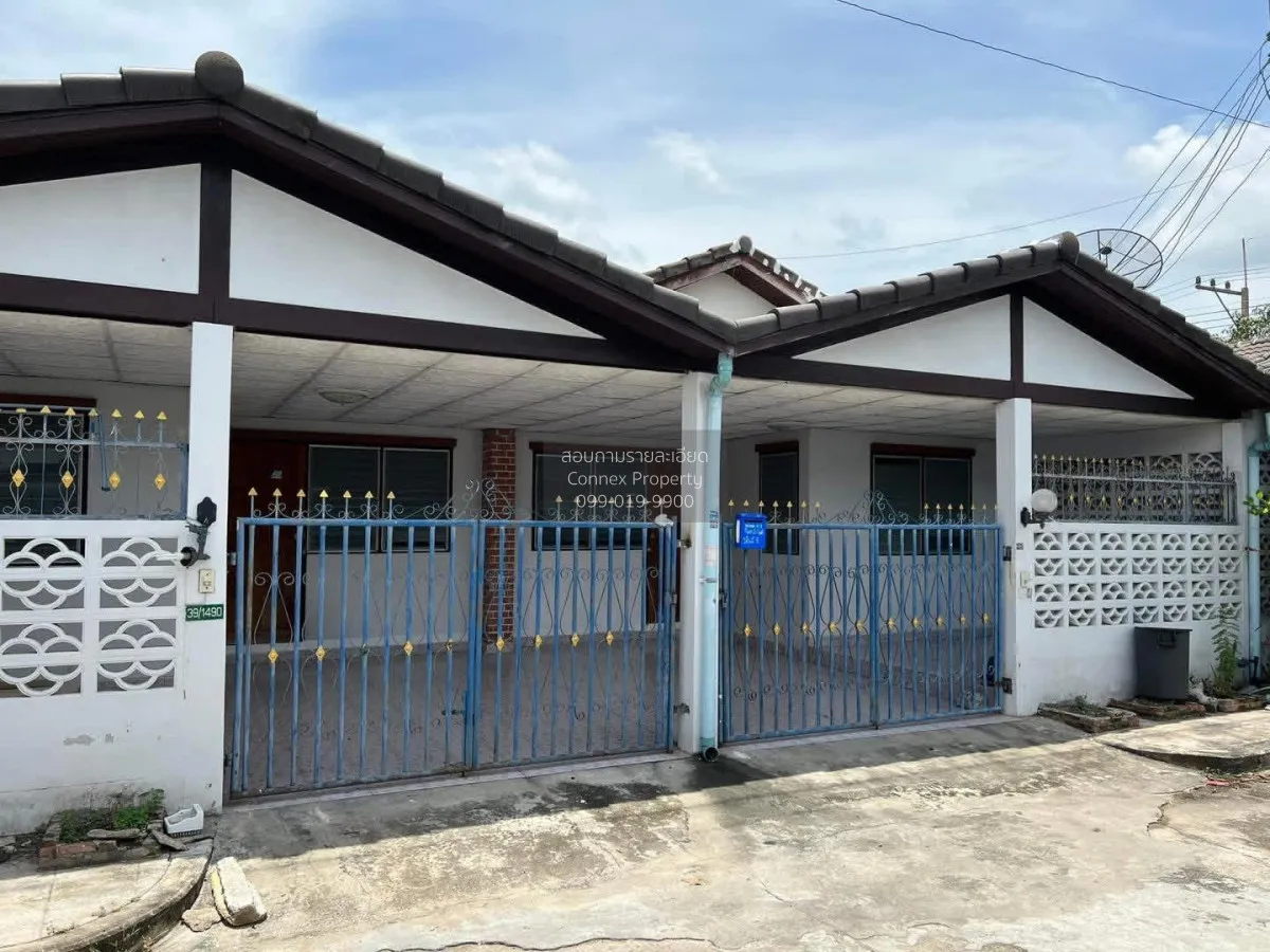 For Sale Townhouse/Townhome  , Green Garden Home Klong 11 , Bueng 2