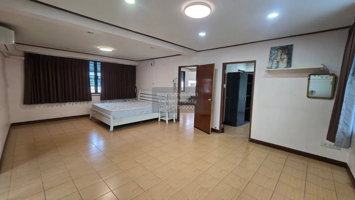 For Rent 5 - storey Commercial building area 660 square meters , 