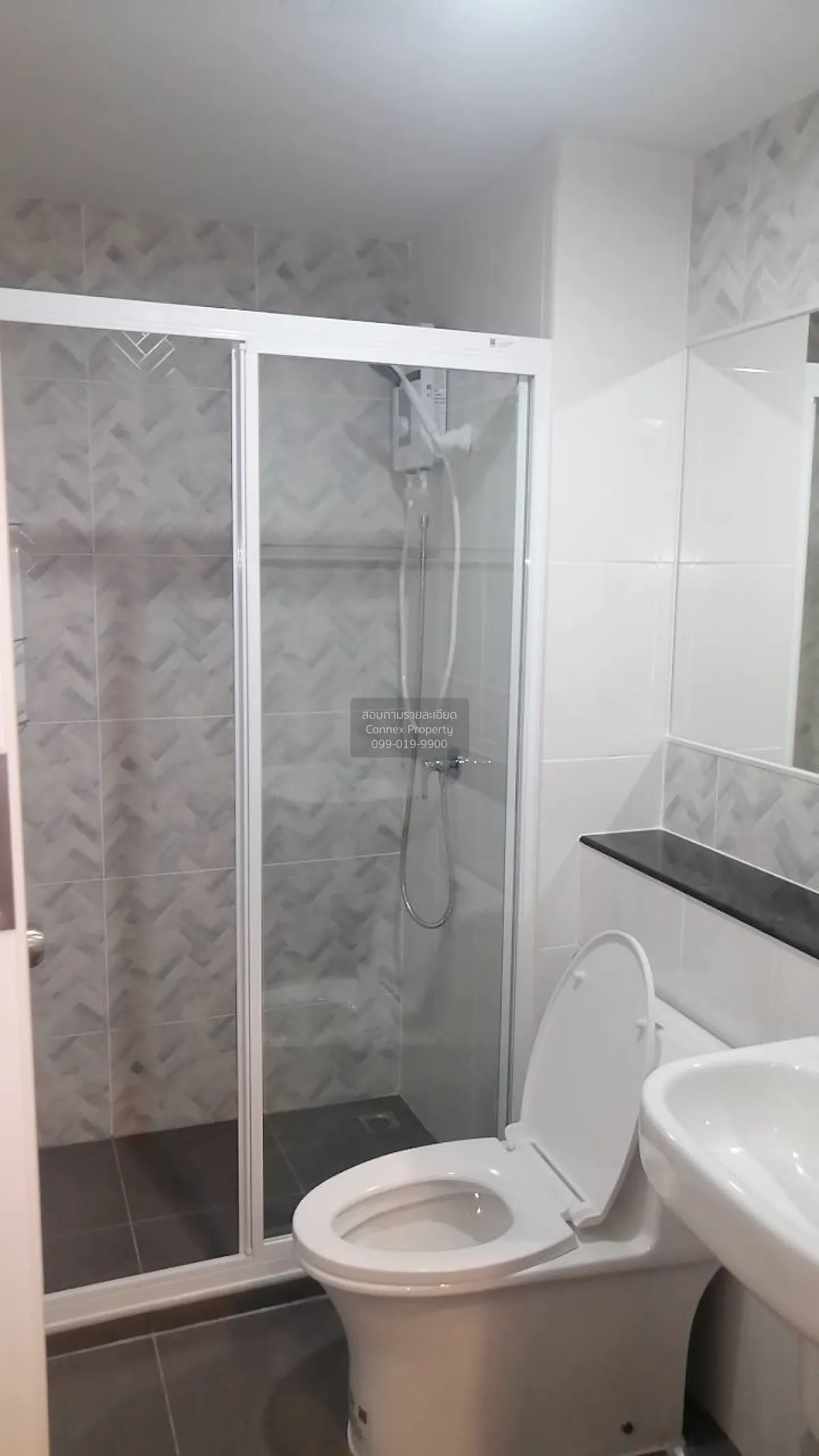 เช่าคอนโด  รีเจ้นท์ โฮม บางนา (โครงการใหม่) บางนา เขต บางนา กรุงเ