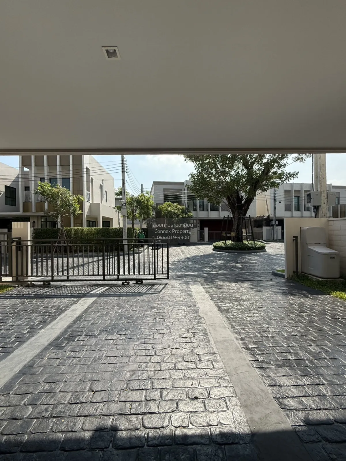 ขายบ้าน  แอริ สุขุมวิท - บางนา กม.5 บางแก้ว บางพลี สมุทรปราการ CX 2