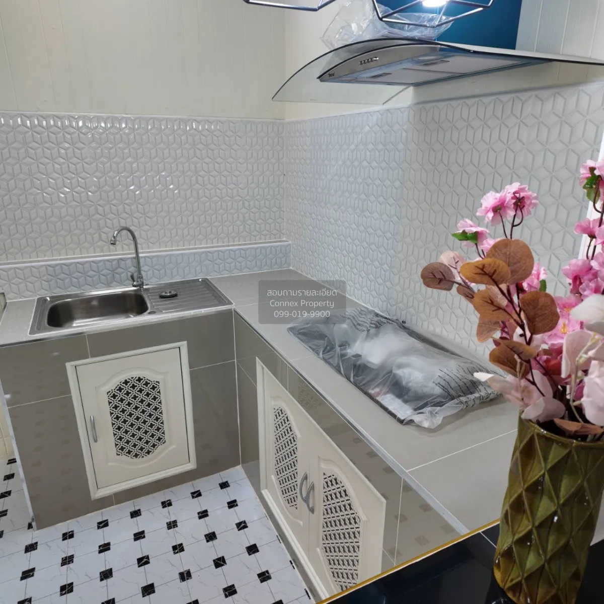 For Sale Townhouse/Townhome  , Baan Thanyaphuek Suwinthawong , ne