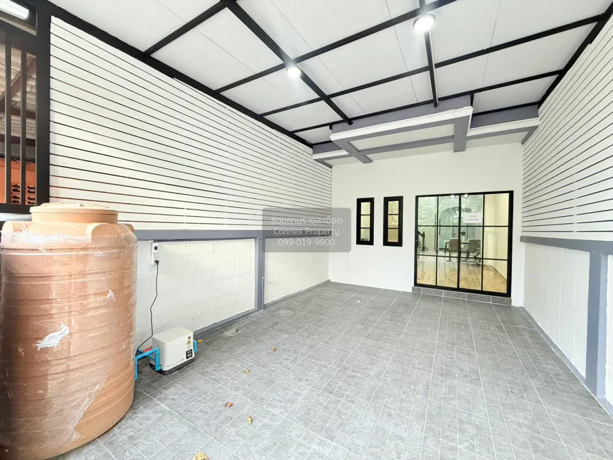 For Sale Townhouse/Townhome  , Baan Mahalab 2 , newly renovated , 2