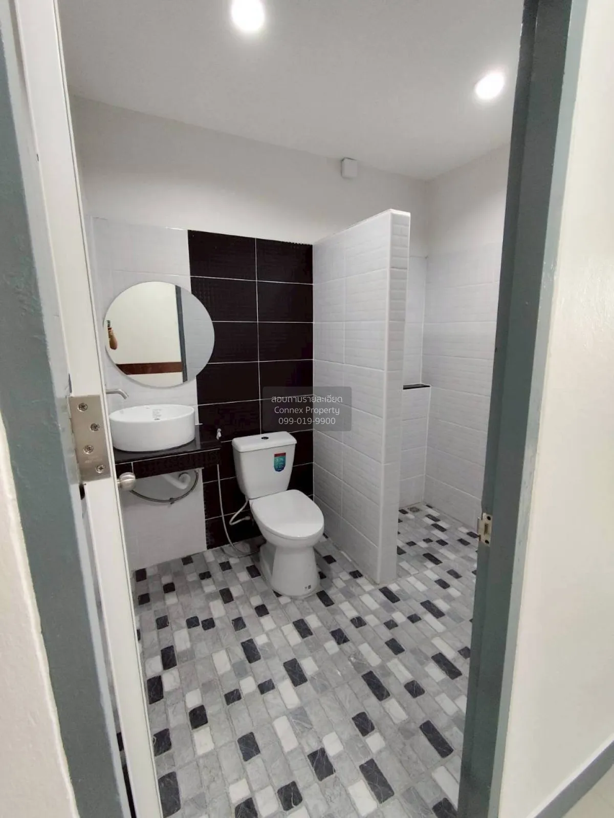 For Sale Townhouse/Townhome  , Baan Nakhon Thong Park View 3 , ne