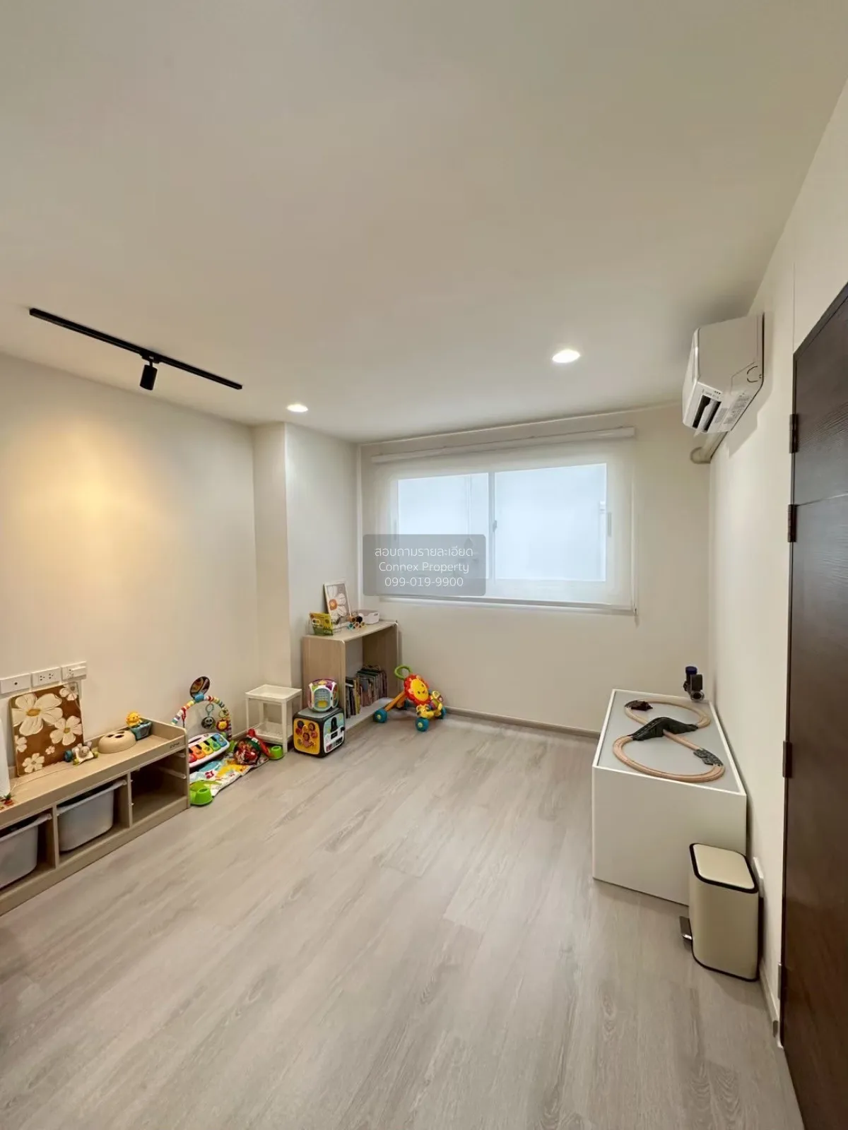 For Rent Townhouse/Townhome  , Nue Verse Krungthep Kreetha , Thap