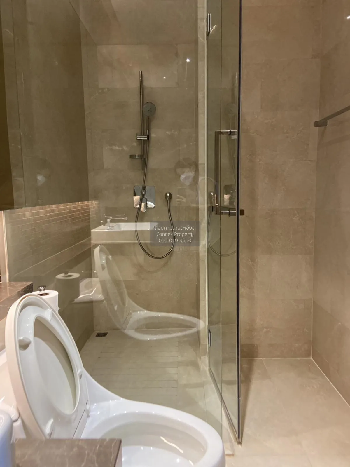 FOR RENT condo , Magnolias Ratchadamri Boulevard , BTS-Ratchadamr