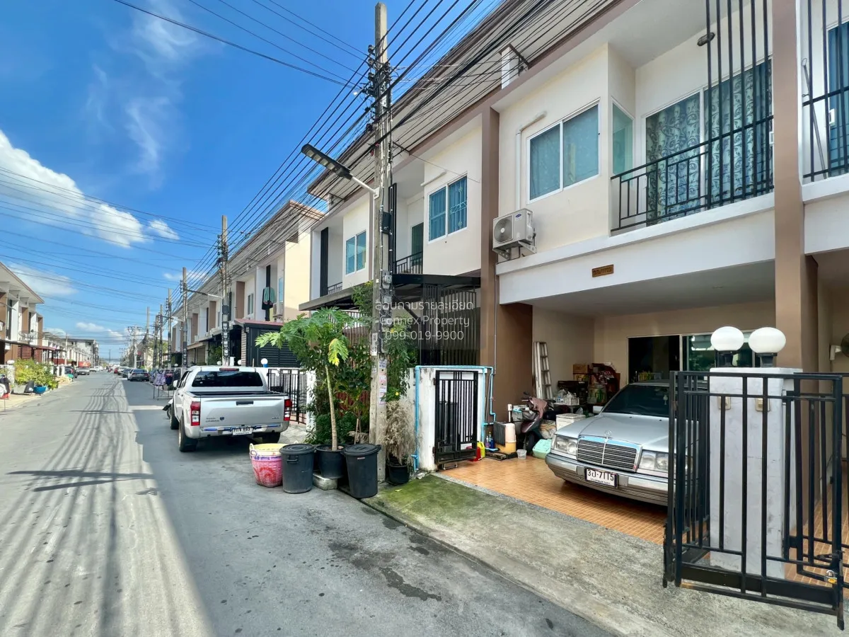 ขายทาวน์เฮ้าส์/ทาวน์โฮม  เค.ซี. คลัสเตอร์ รามอินทรา ไทยรามัญ พร้อ