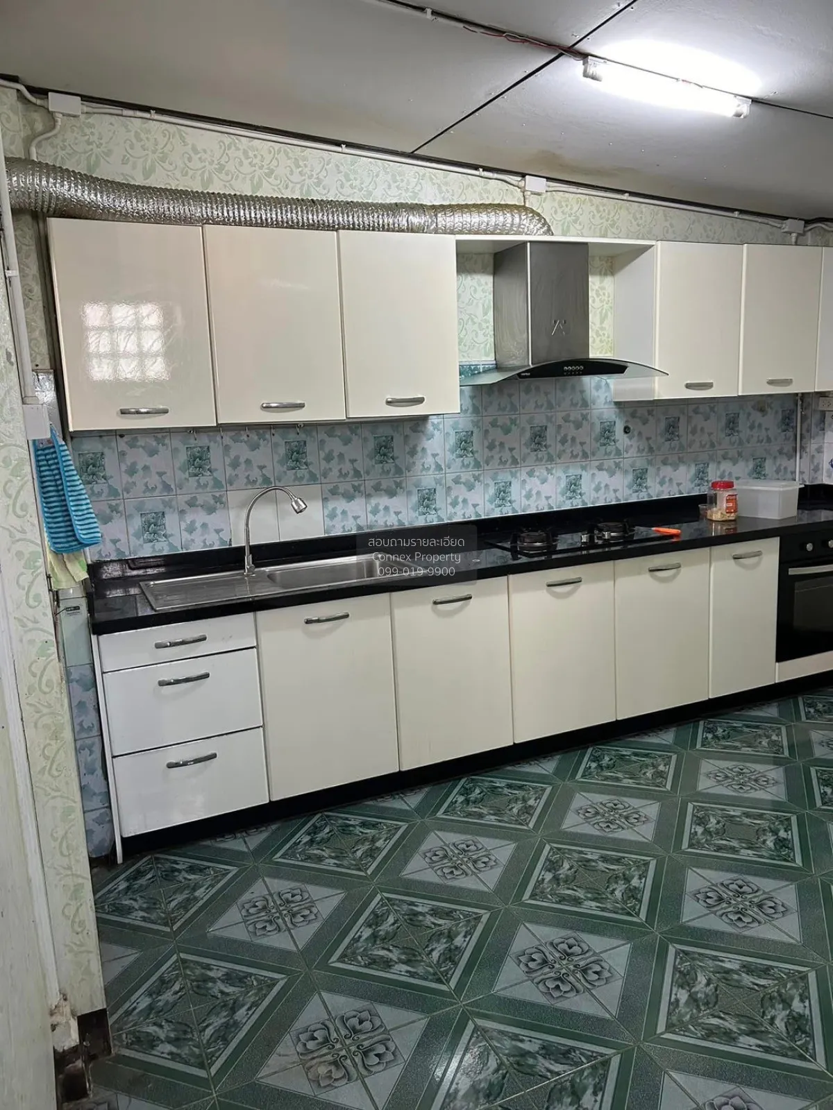 For Sale Single-family house near Sattahip, KM 5. , Phlu Ta Luang