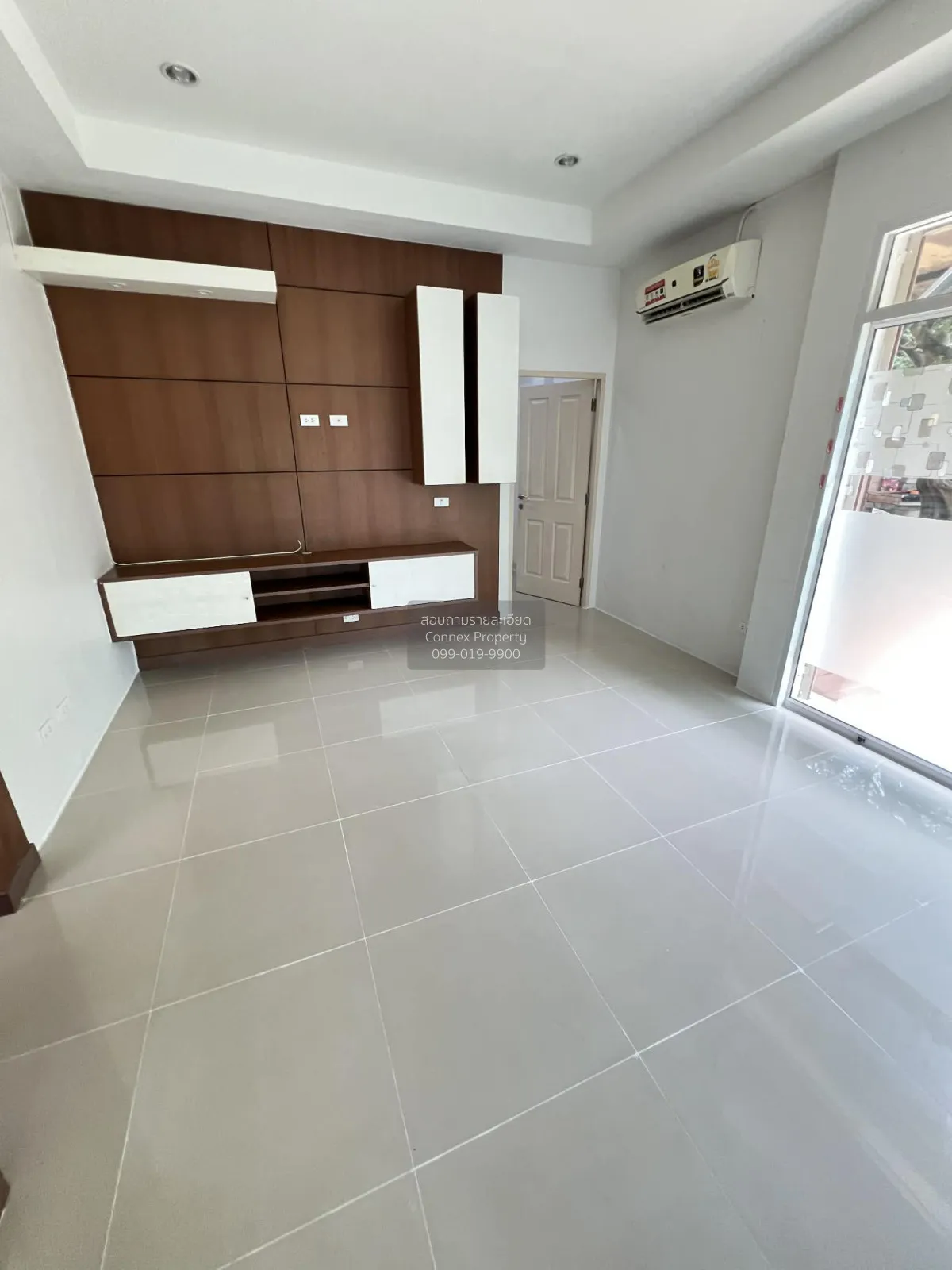 For Sale Townhouse 2.5 Kanchanaburi , Dan Makham Tia , Dan Makham
