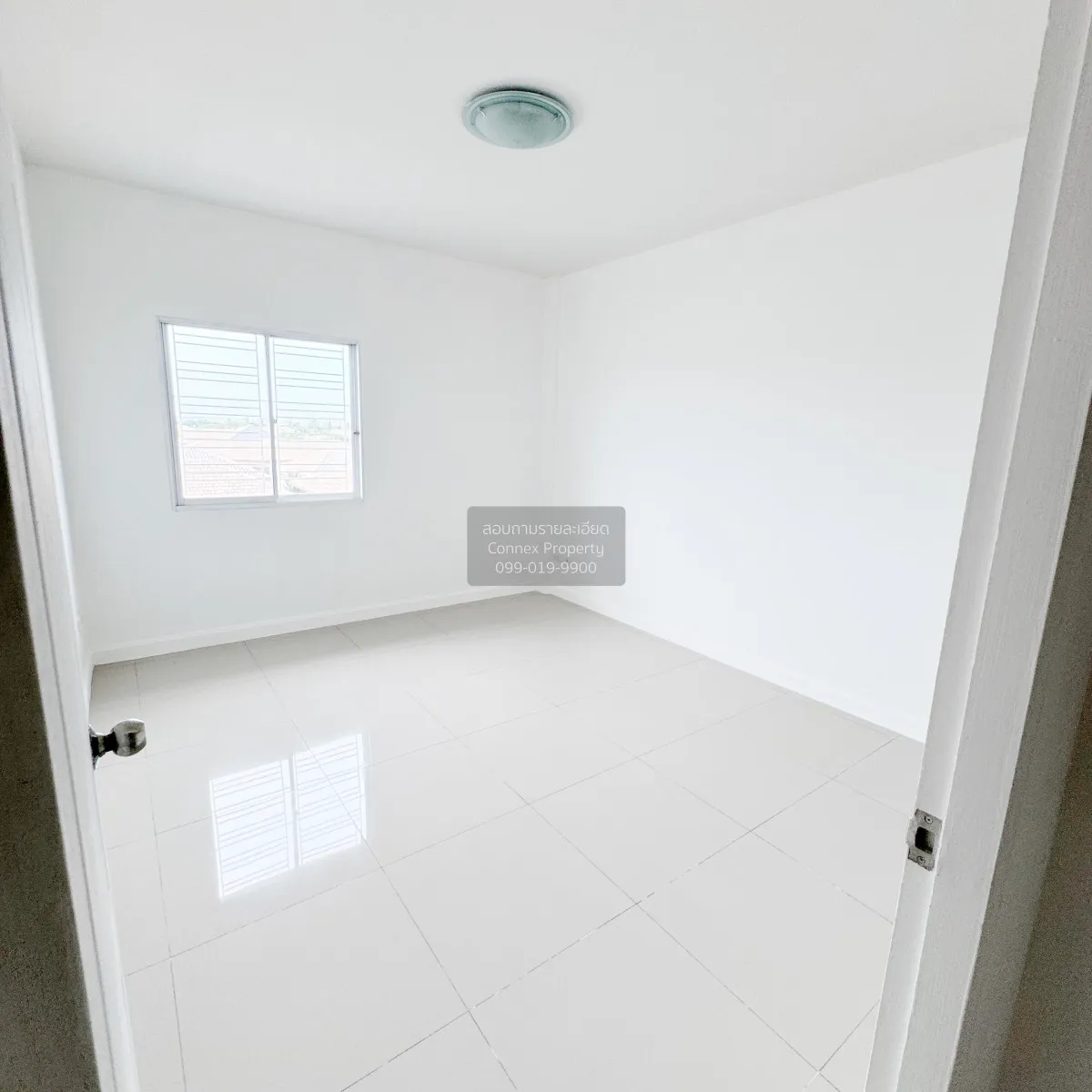 For Rent Commercial Building , Baan krissana suvarnabhumi , Racha