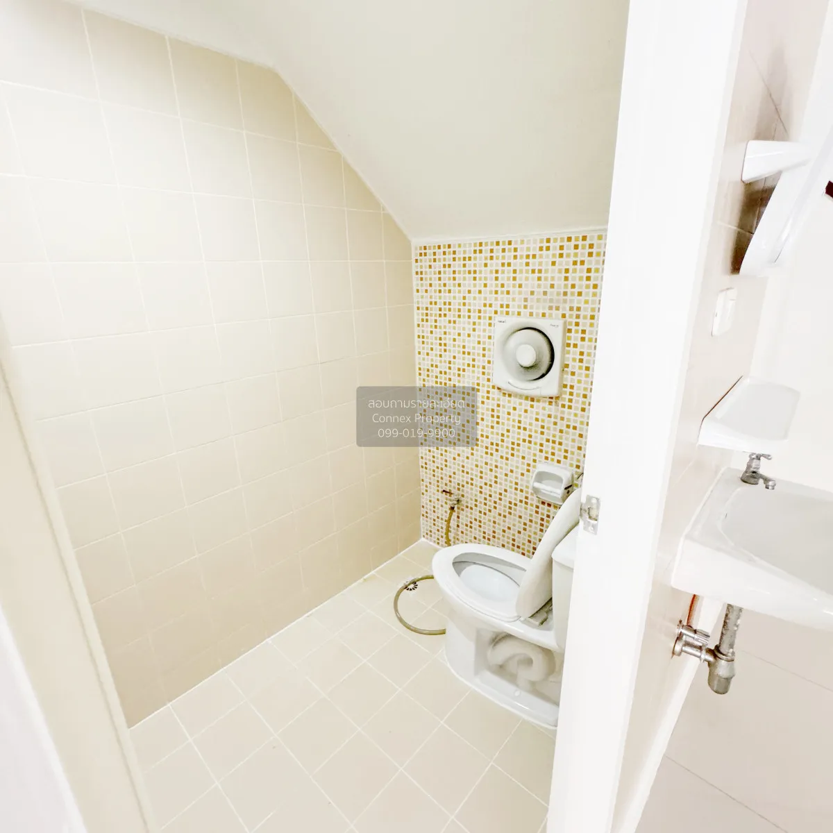 For Rent Commercial Building , Baan krissana suvarnabhumi , Racha