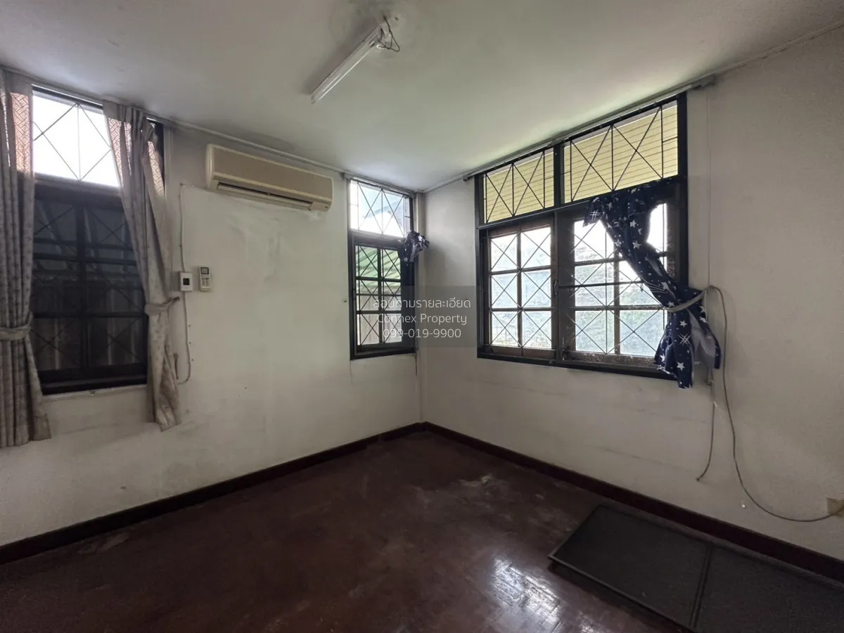 For Sale House , Kritsada Nakhon 31 , Salathammasop Sop , Thawi W