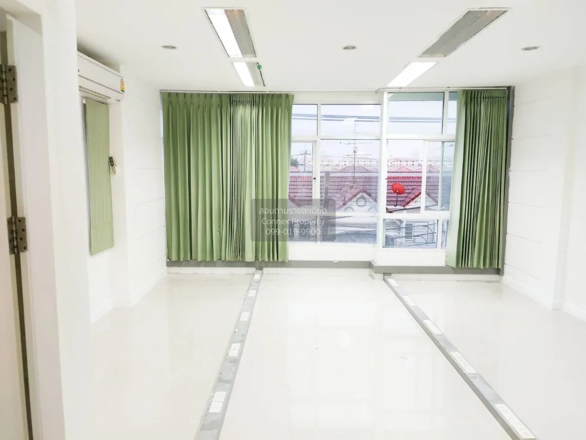 For Sale Commercial Building , Baan Thaweethong 2 , MRT-Tippawan  4