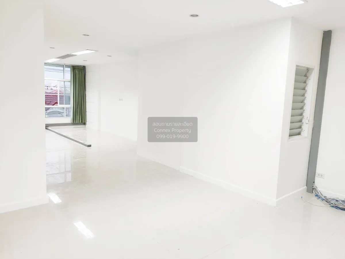 For Sale Commercial Building , Baan Thaweethong 2 , MRT-Tippawan 