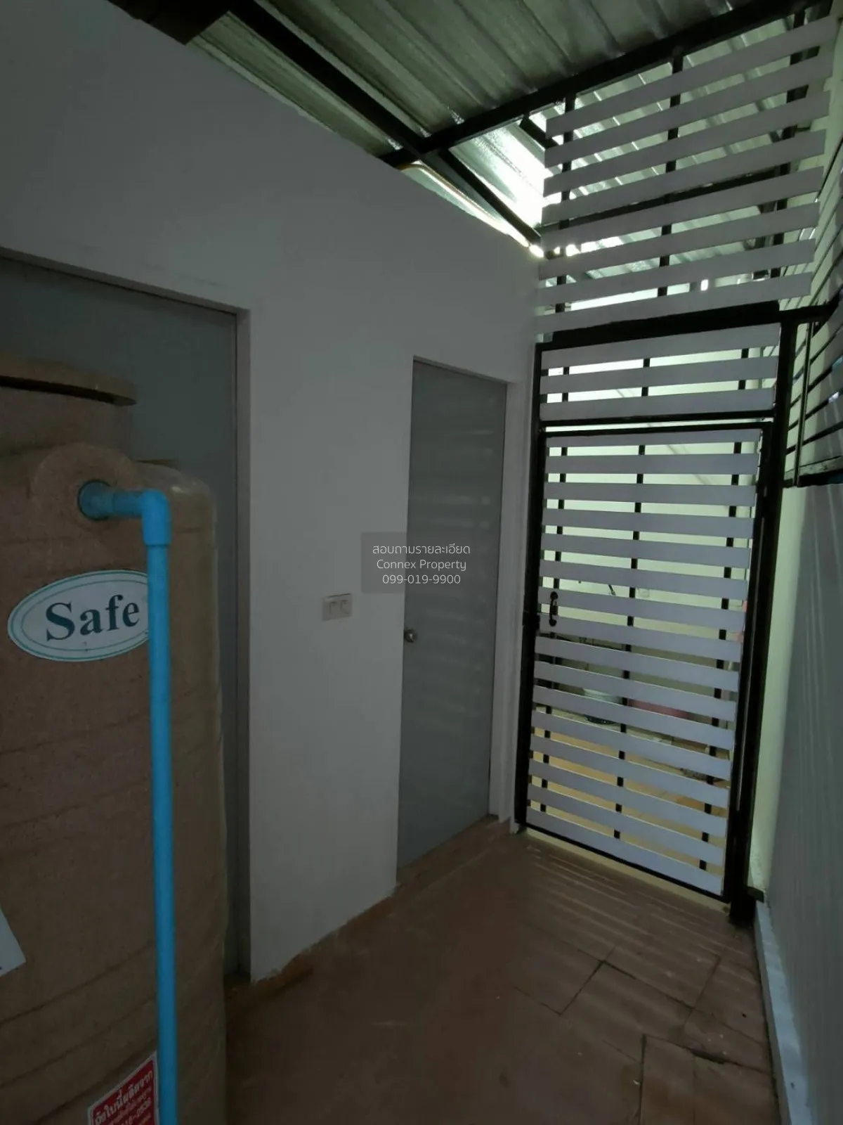 For Sale Commercial Building , Baan Thaweethong 2 , MRT-Tippawan 