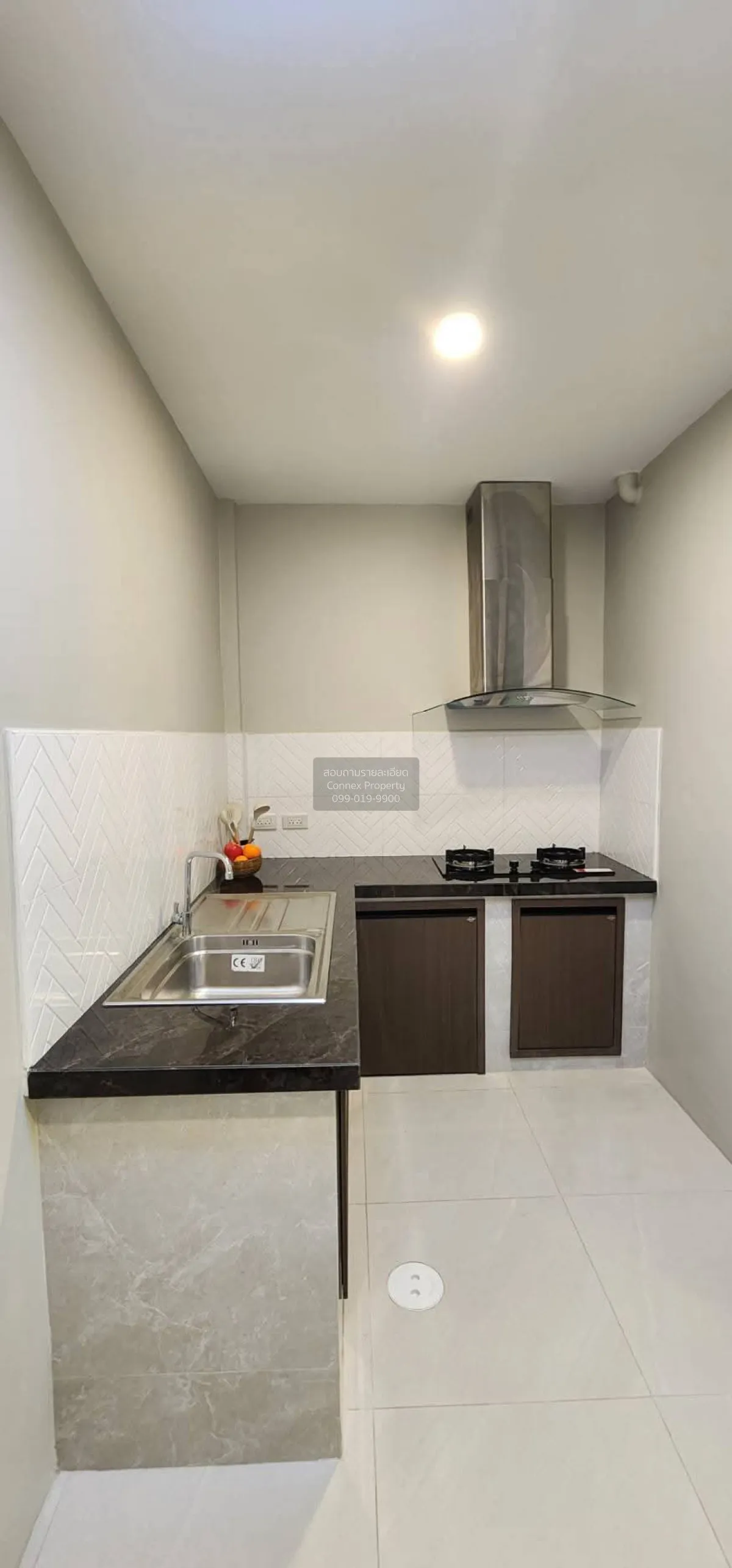 ขายทาวน์เฮ้าส์/ทาวน์โฮม  เลิศอุบล รามอินทรา 65 หน้ากว้าง รีโนเวทใ