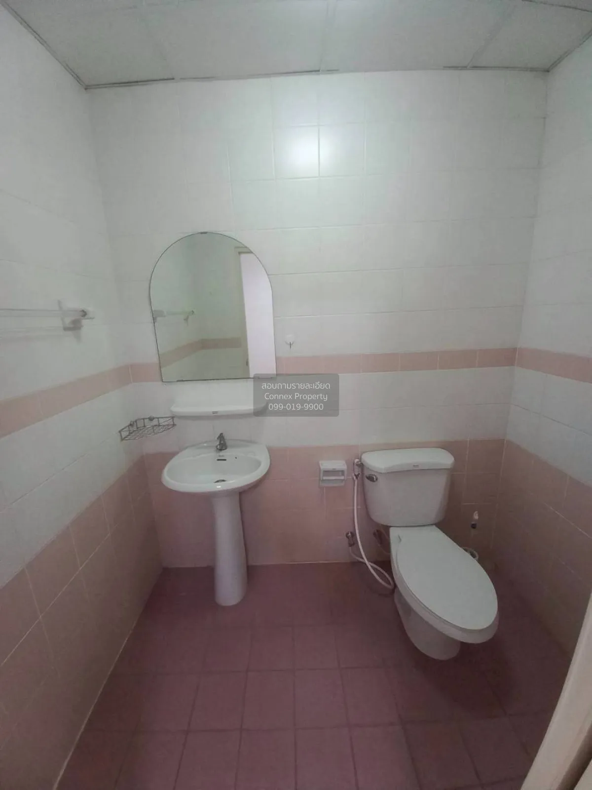 For Rent Townhouse/Townhome  , Baan Klangmeung Rama 9 Soi 43 , Su