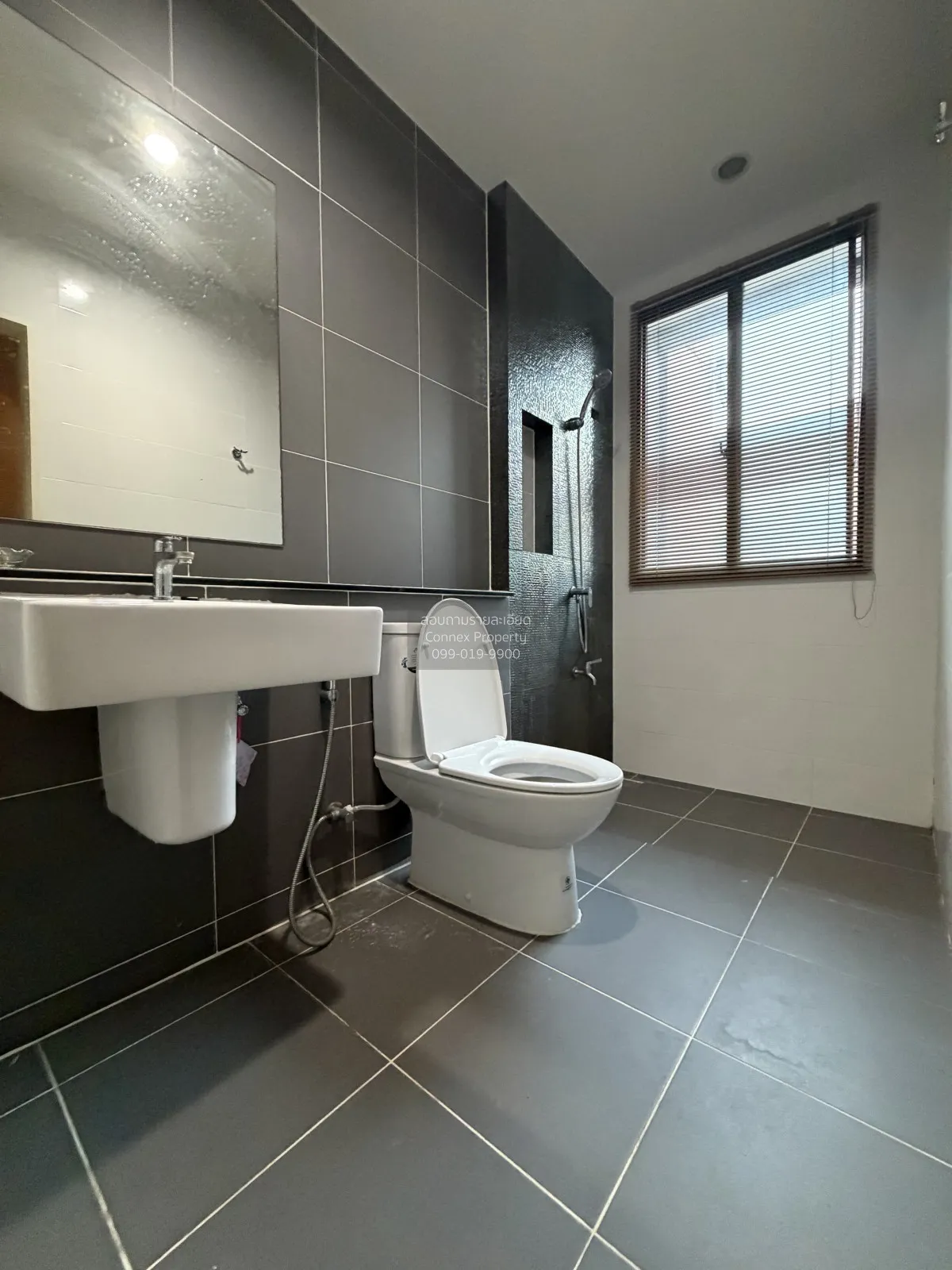 เช่าทาวน์เฮ้าส์/ทาวน์โฮม  บ้านกลางเมือง วัชรพล ออเงิน เขต สายไหม 