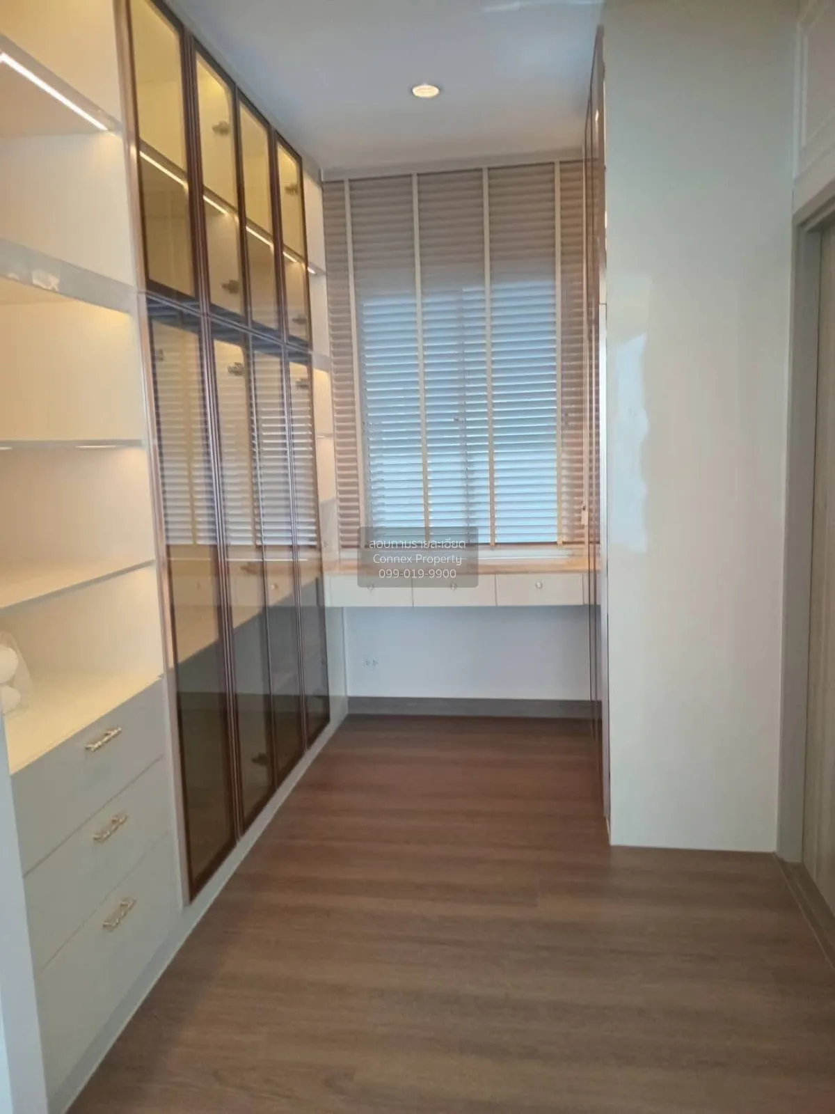 For Sale House , The Palm Bangna - Wongwaen , Dok Mai , Prawet , 