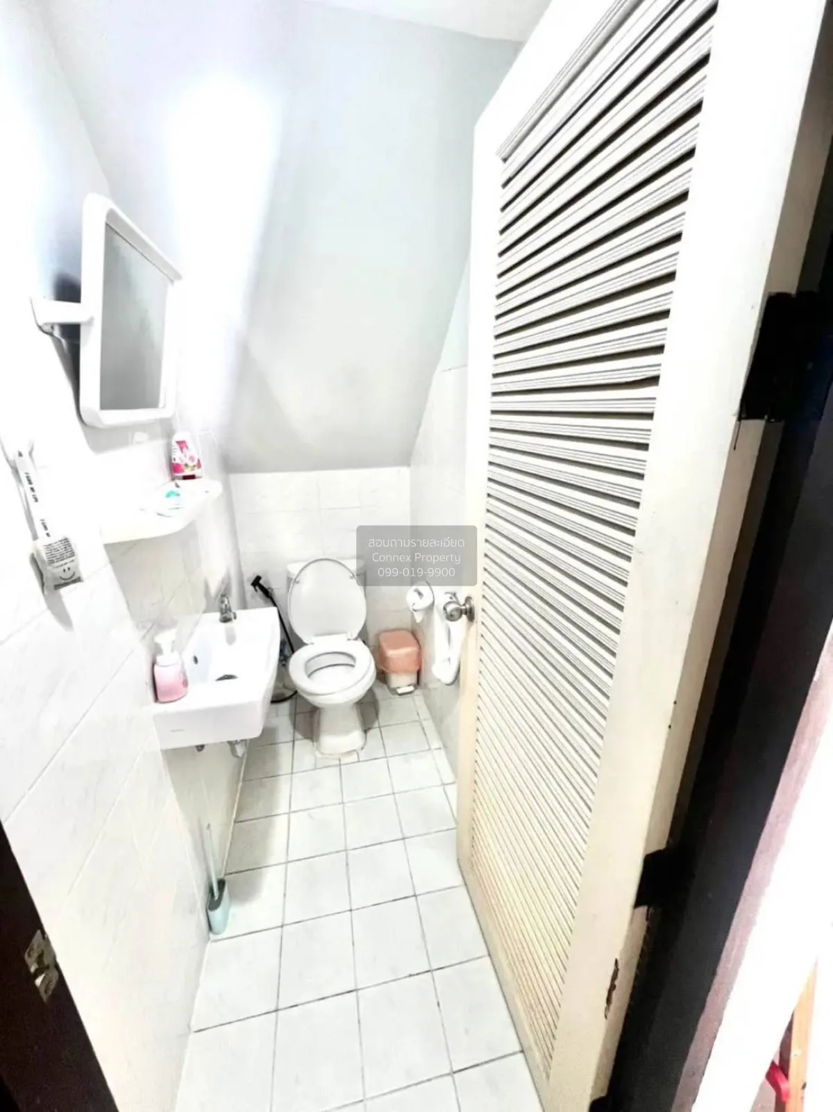 For Sale Two-story detached house, Soi Lad Pla Khao 10 , Chorakhe