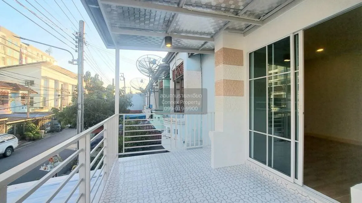 For Sale Townhouse/Townhome  , Baan Nunticha 2 , newly renovated 