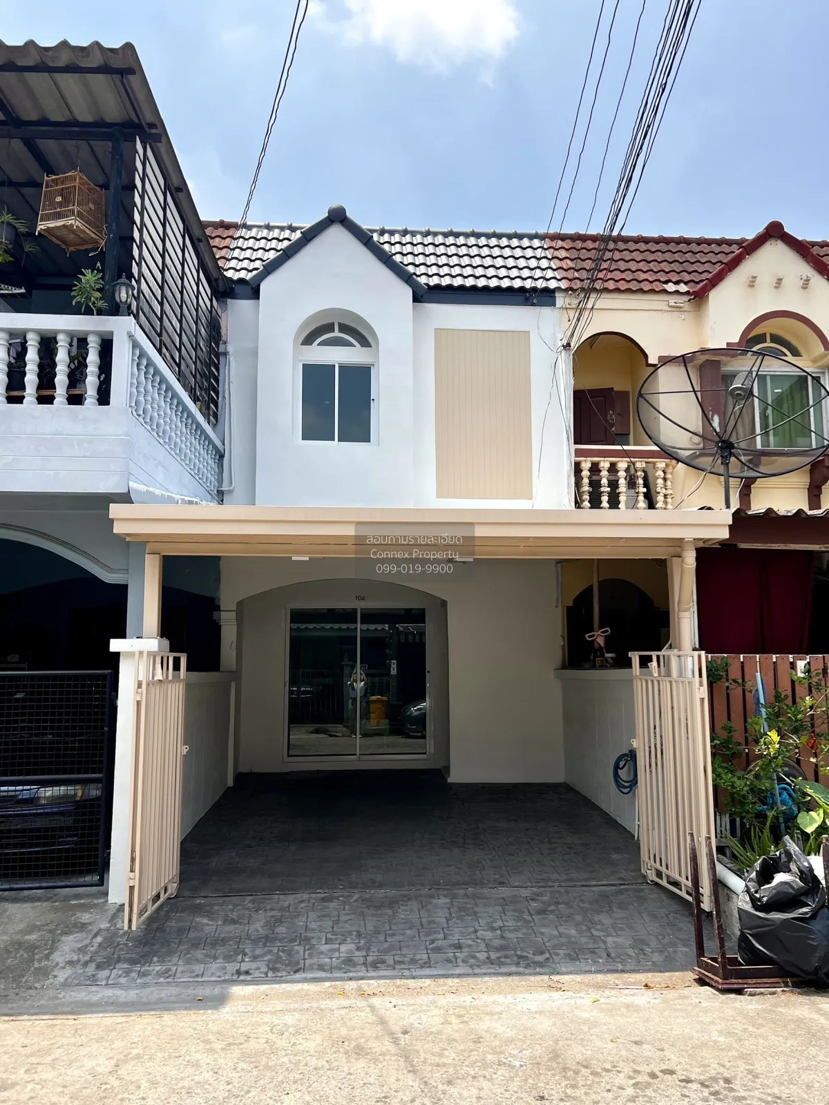 For Sale Townhouse/Townhome  , Loet Ubon 4 Village , Lat Phrao ,  2