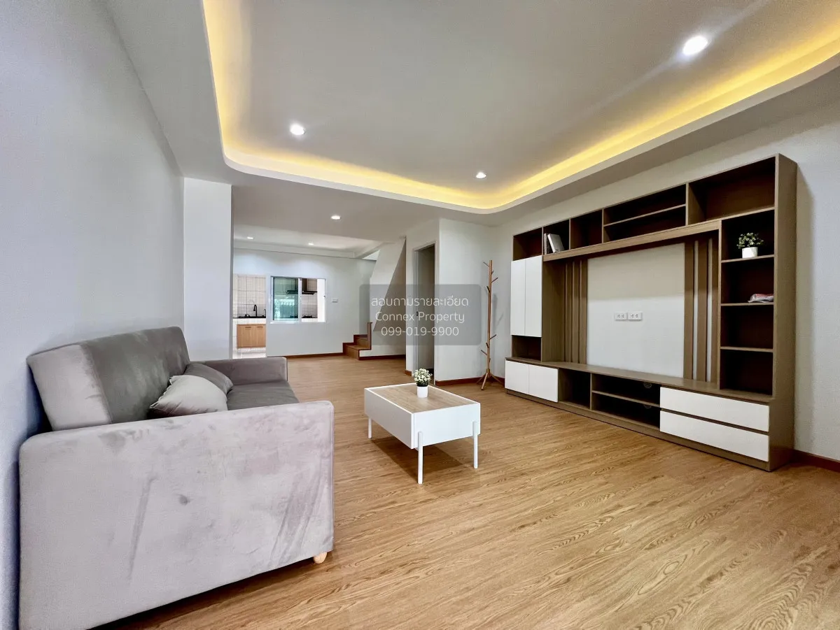 For Sale Townhouse/Townhome  , Loet Ubon 4 Village , Lat Phrao , 