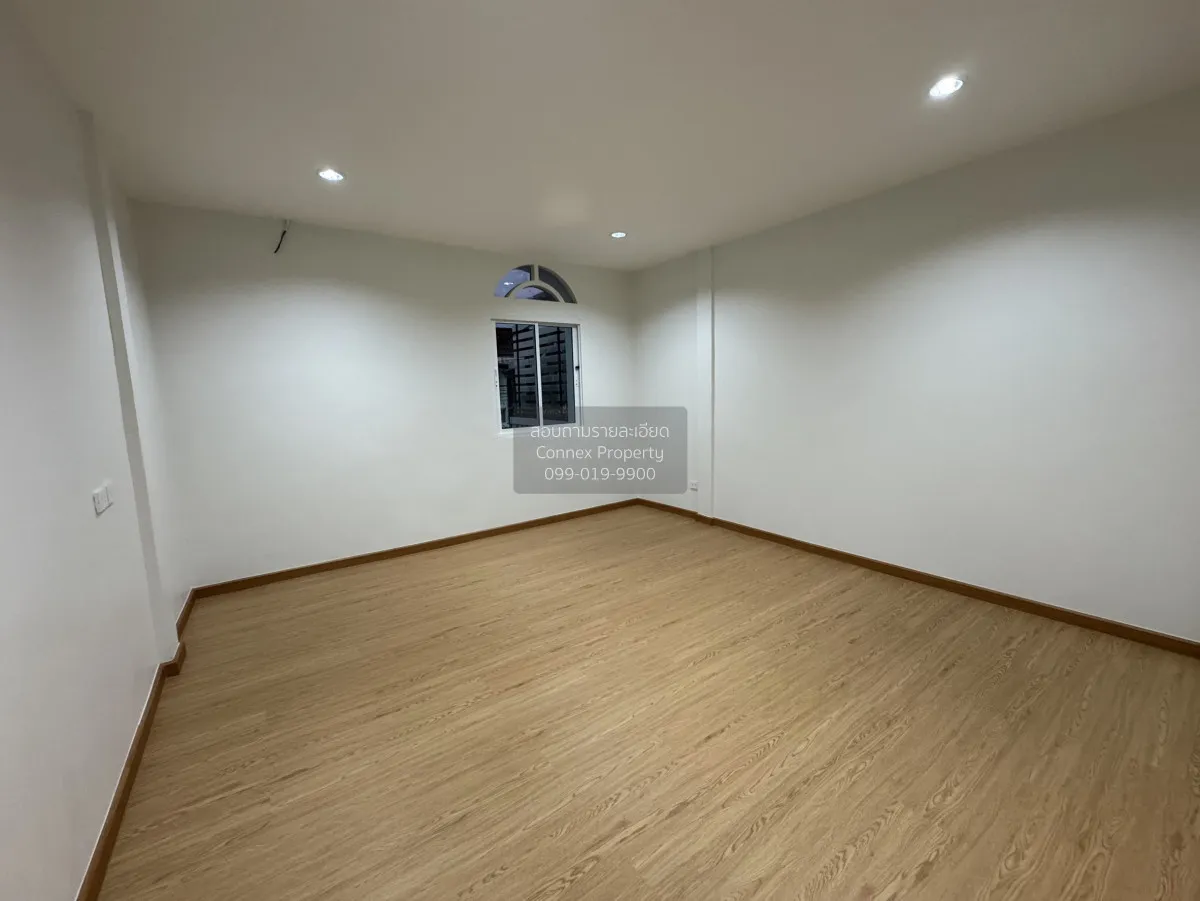 ขายทาวน์เฮ้าส์/ทาวน์โฮม  บ้านเลิศอุบล 4 ลาดพร้าว เขต ลาดพร้าว กรุ