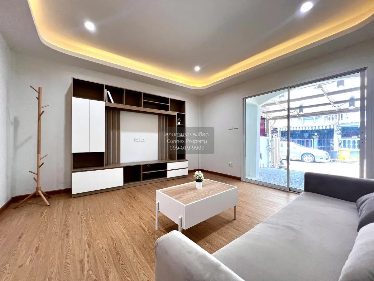 For Sale Townhouse/Townhome  , Loet Ubon 4 Village , Lat Phrao , 