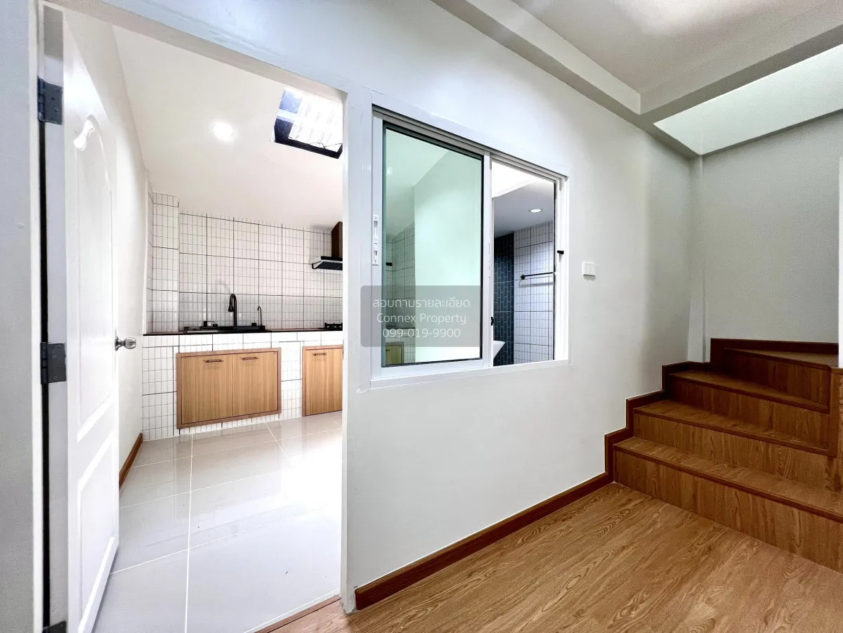 For Sale Townhouse/Townhome  , Loet Ubon 4 Village , Lat Phrao , 