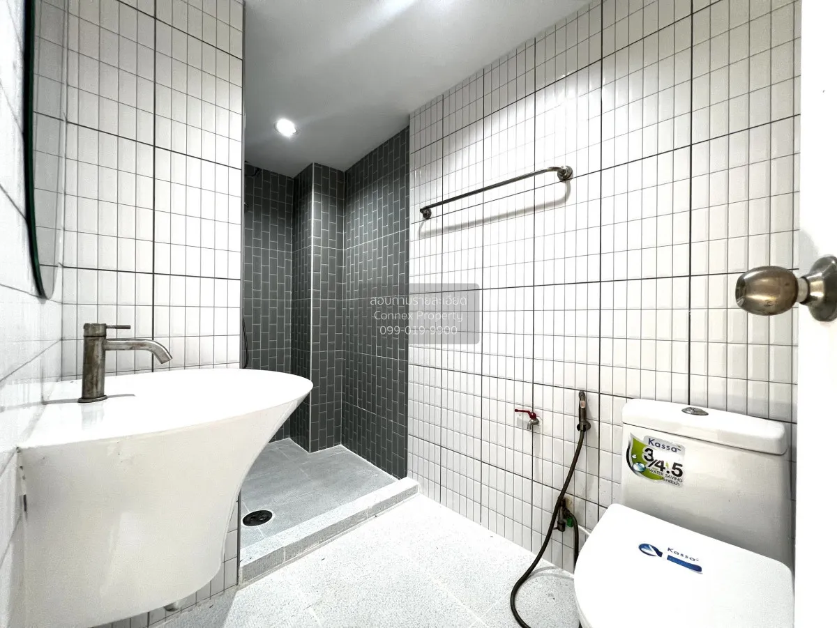 For Sale Townhouse/Townhome  , Loet Ubon 4 Village , Lat Phrao , 