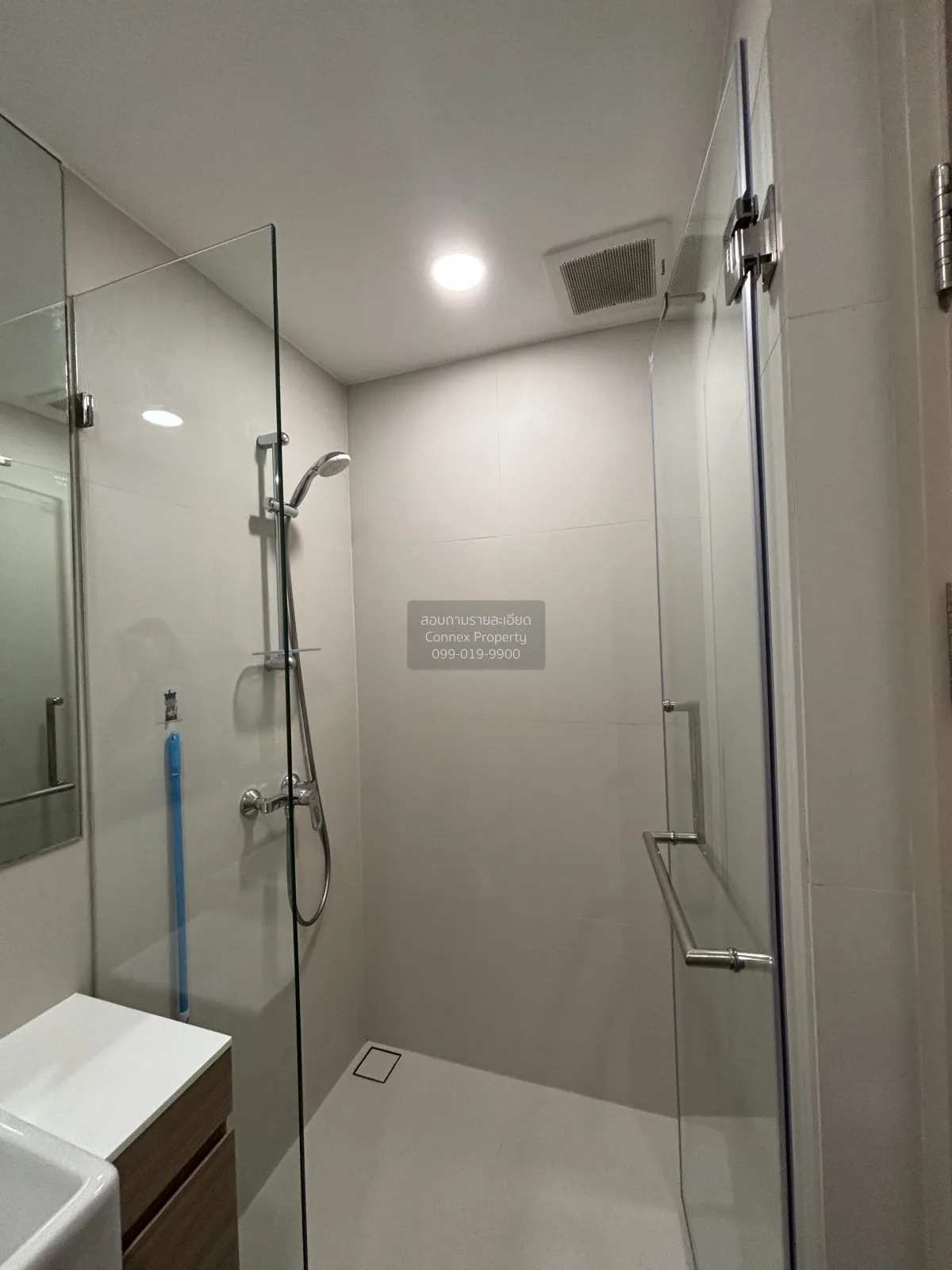 เช่าคอนโด   โนเบิล แอมเบียนส์ สุขุมวิท 42 BTS-เอกมัย พระโขนง เขต 